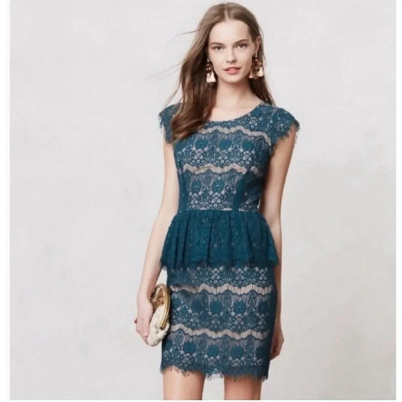 Maeve Anthropologie Elsa Sheath Dress Size XS Green Nude Lace Peplum V-back - Picture 1 of 4